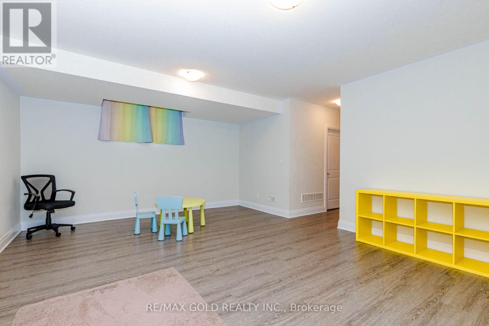 617 BENNINGER DRIVE - 43