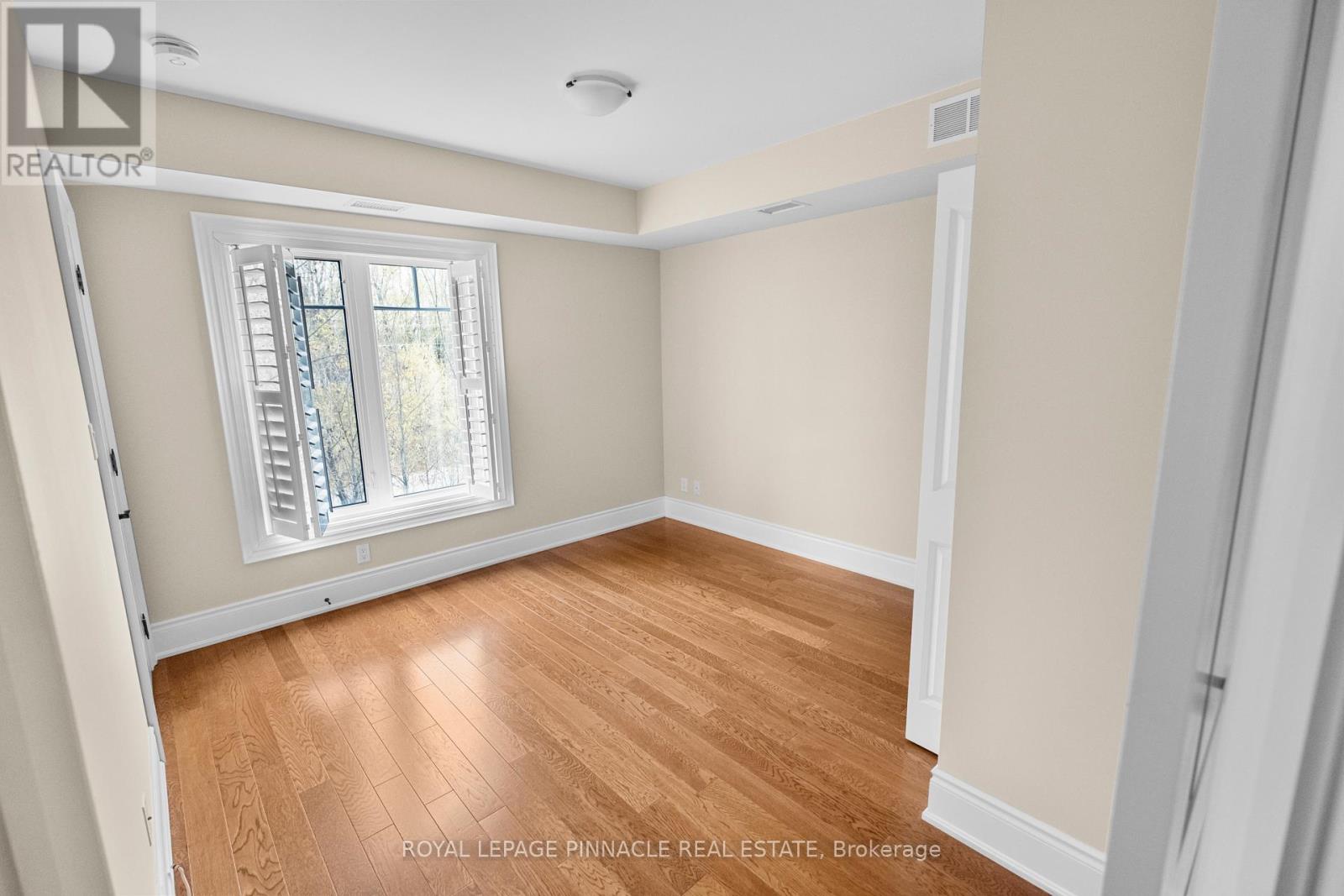 #404 391 JAMES STREET W - 16