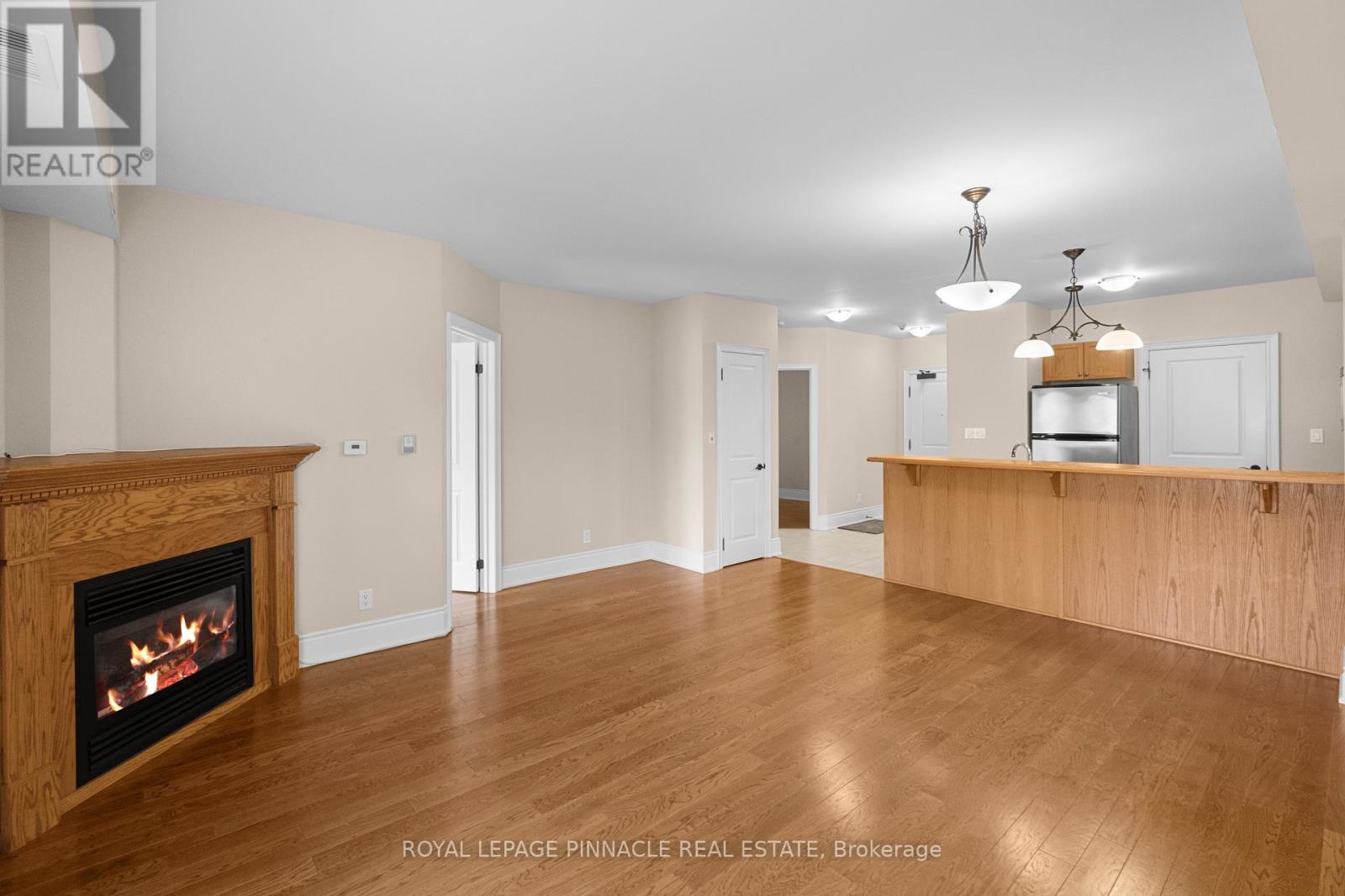 #404 391 JAMES STREET W - 7