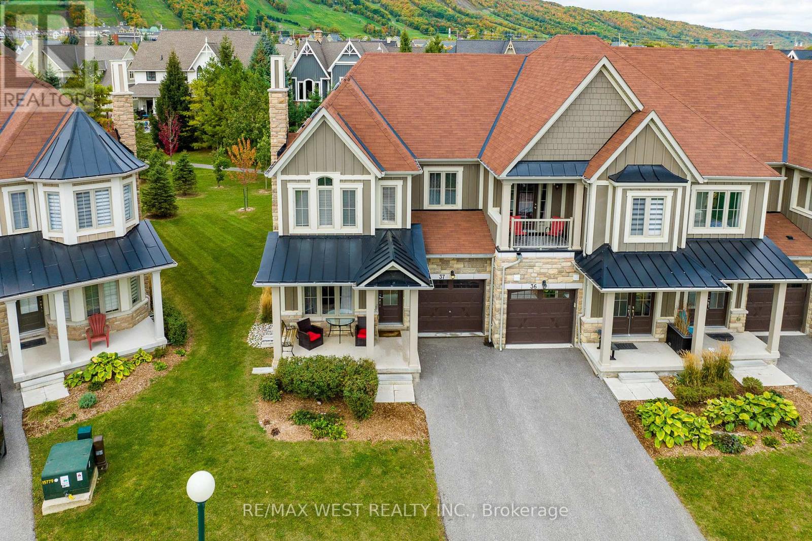 #37 171 SNOWBRIDGE WAY - 46
