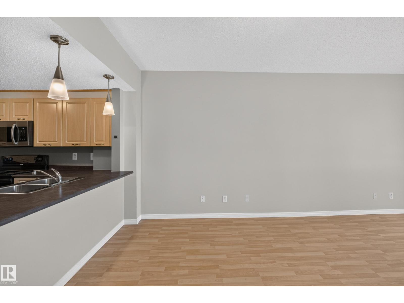 #205 6315 135 AV NW - 18