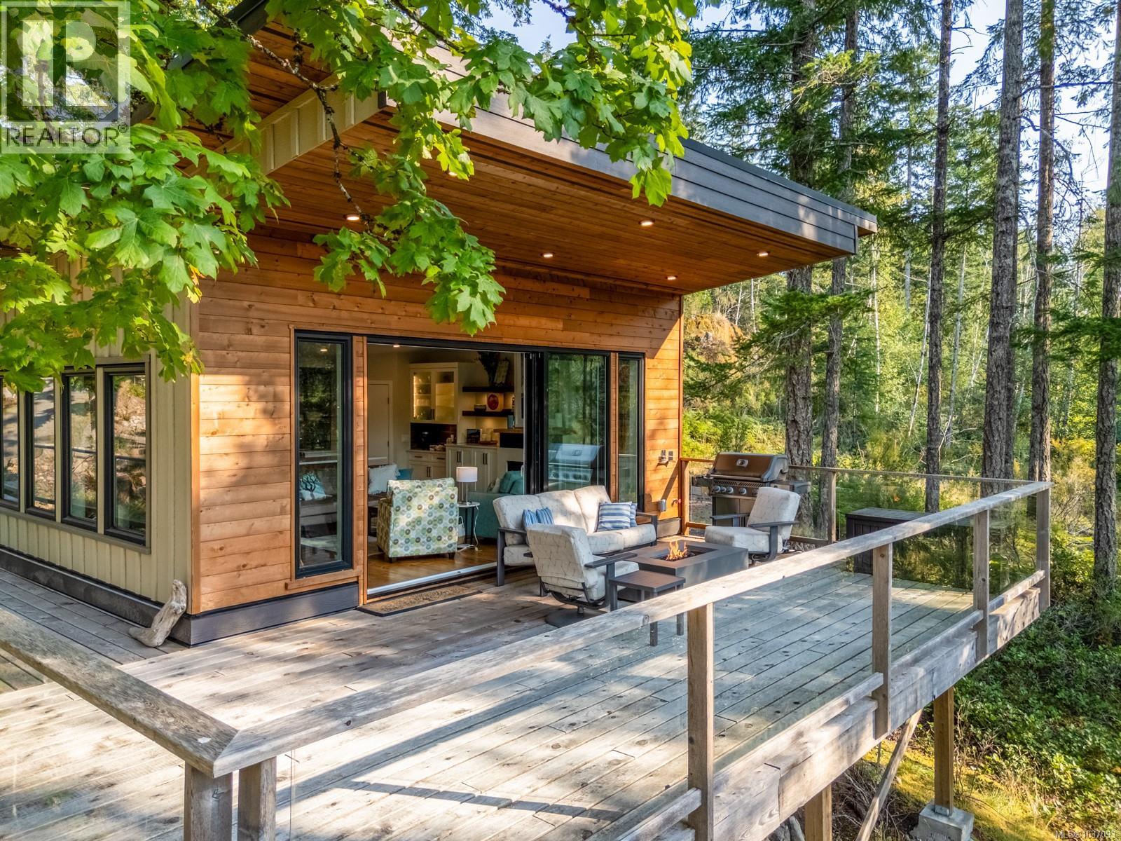 2643 Surge Narrows Rd - 79