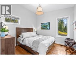 2643 Surge Narrows Rd, Quadra Island, BC V0P1A7 Photo 76