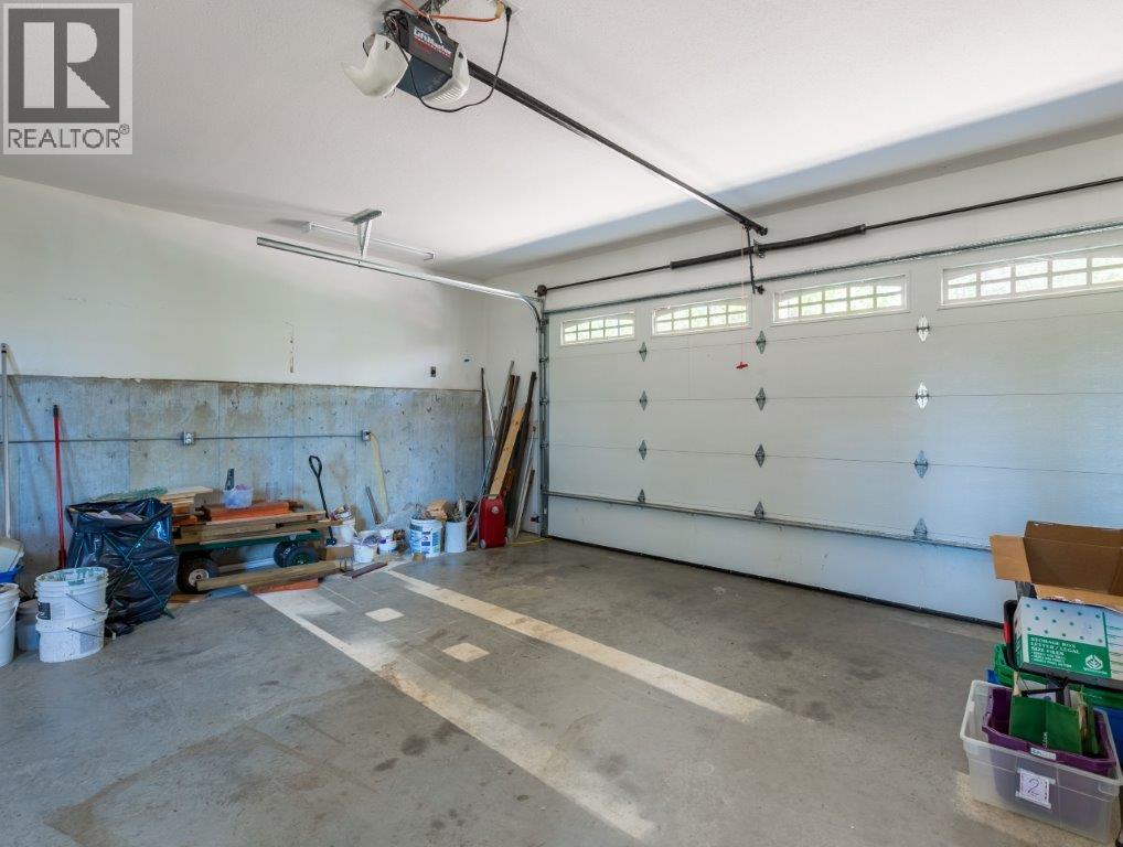 8738 Squilax Anglemont Road - 40