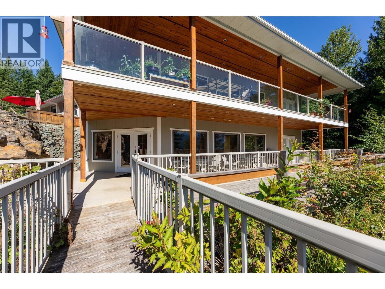8738 Squilax Anglemont Road - 54