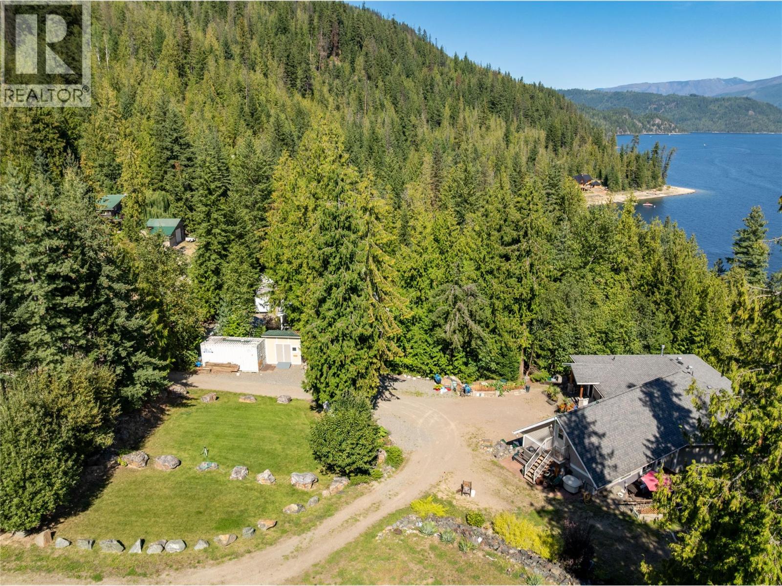 8738 Squilax Anglemont Road - 89