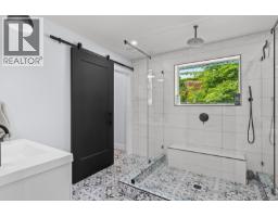 2340 Thacker Drive, West Kelowna, BC V1Z1V8 Photo 22