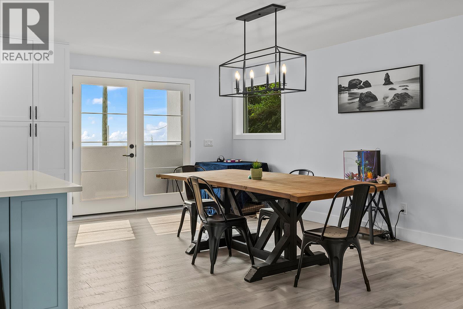 2340 Thacker Drive - 11