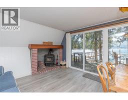8346 Sa-seen-os Rd, Youbou, BC V0R3E1 Photo 14