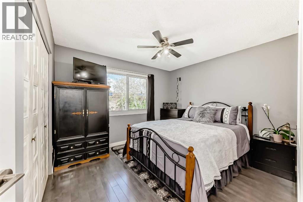 11 Huntstrom Place NE - 12