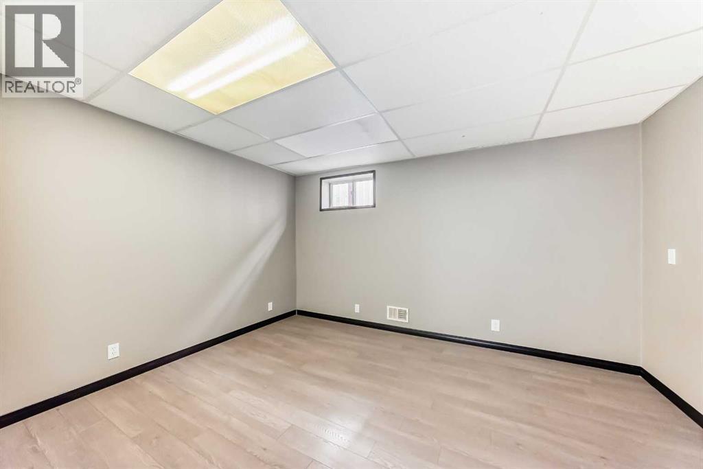 11 Huntstrom Place NE - 28
