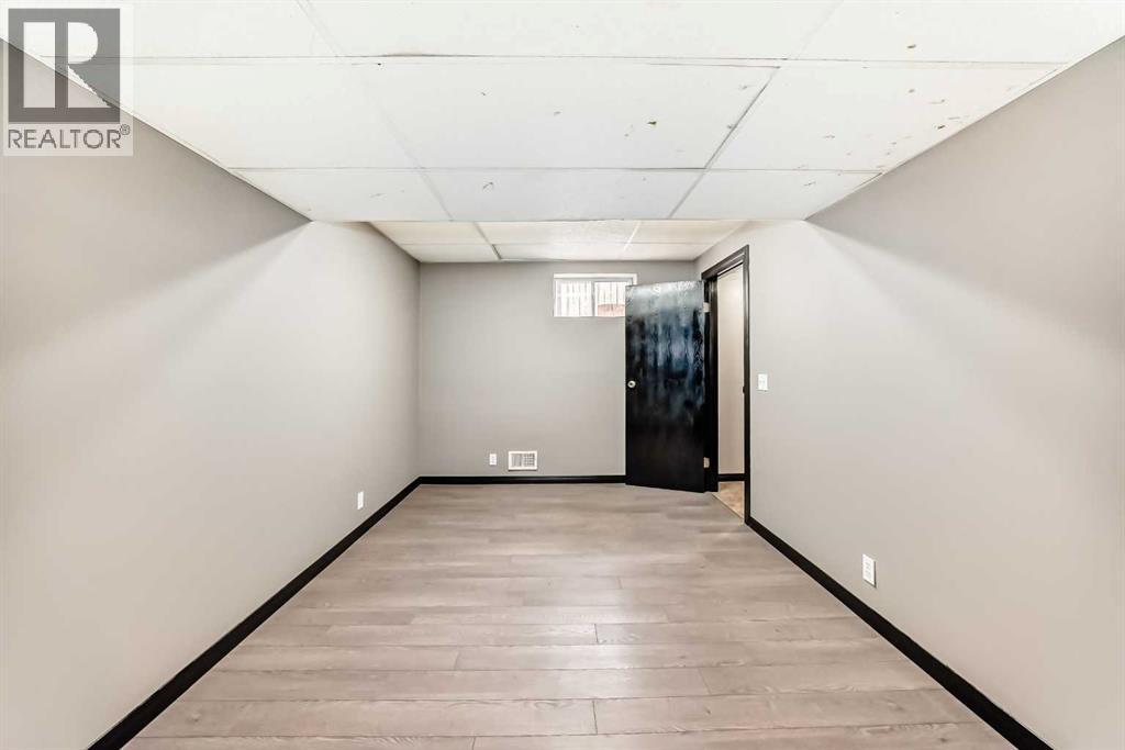 11 Huntstrom Place NE - 30