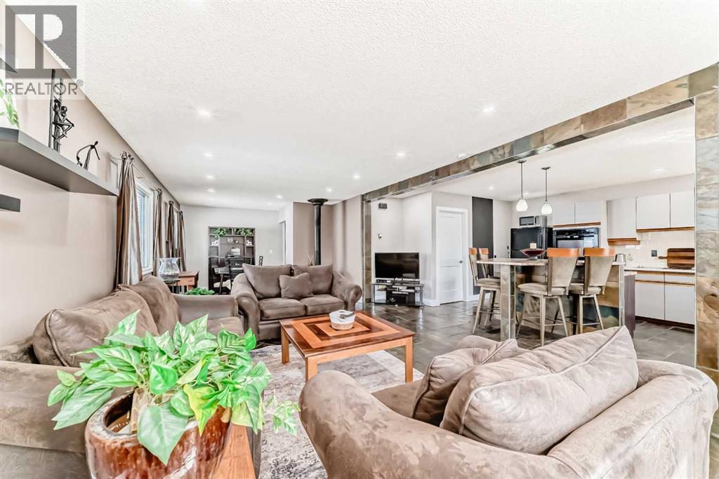 11 Huntstrom Place NE - 6