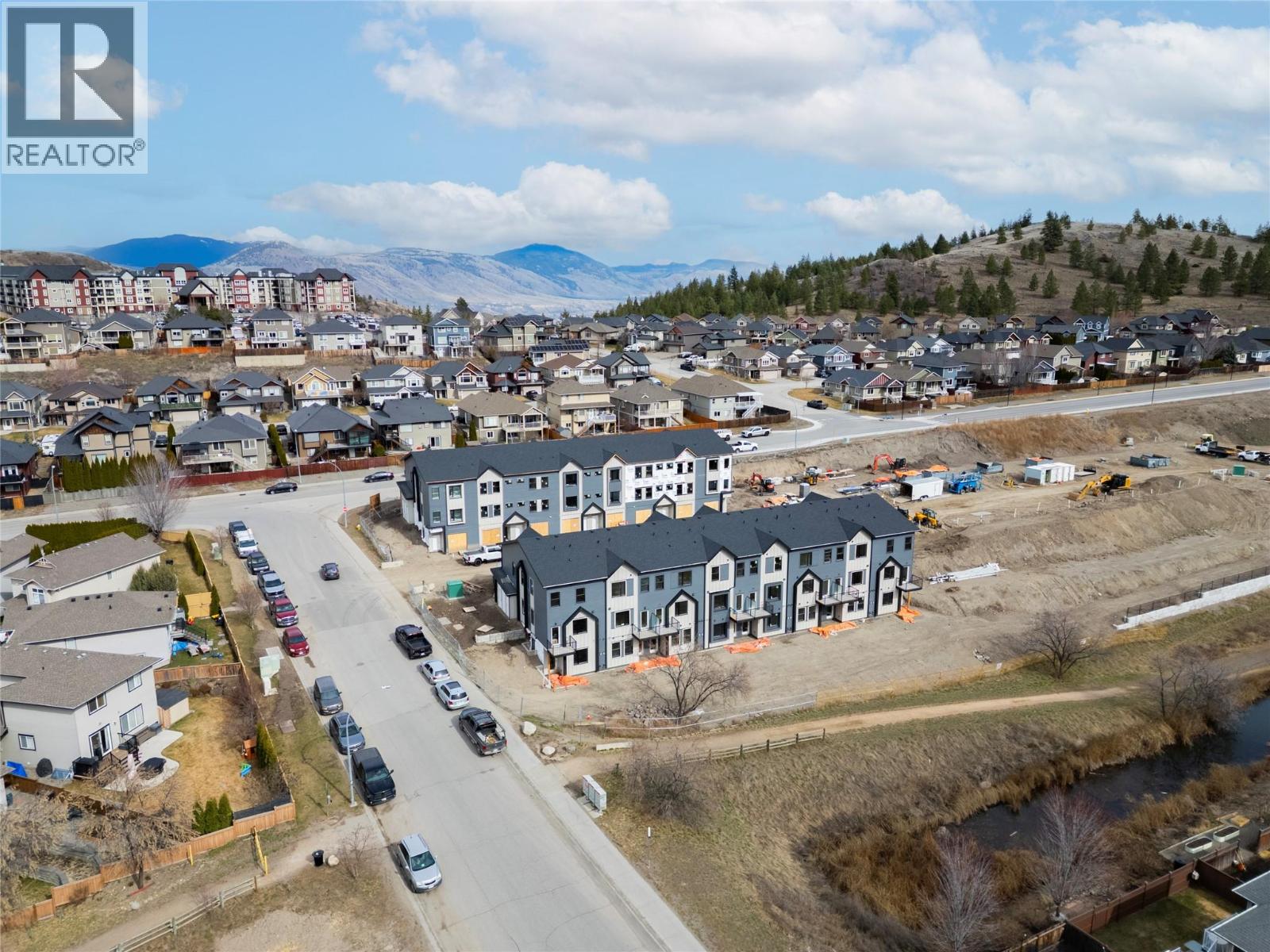 #104 1940 Lodgepole Drive - 2
