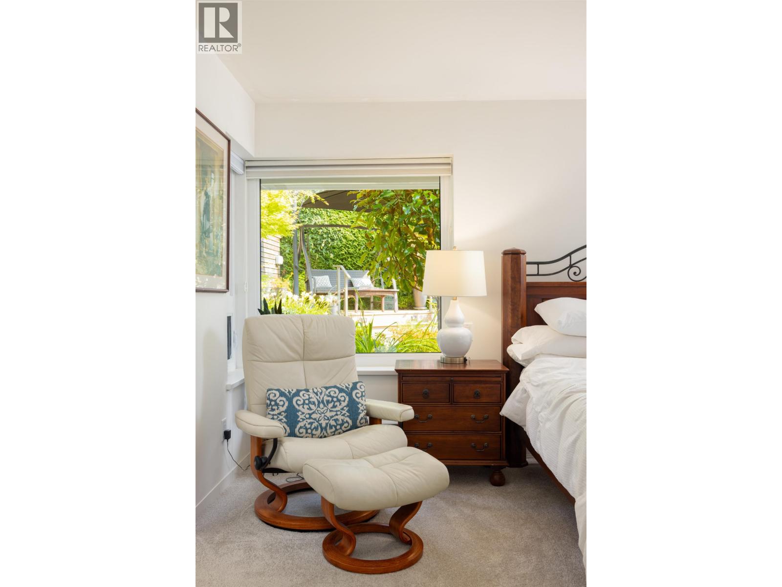 6955 ODLUM COURT, West Vancouver