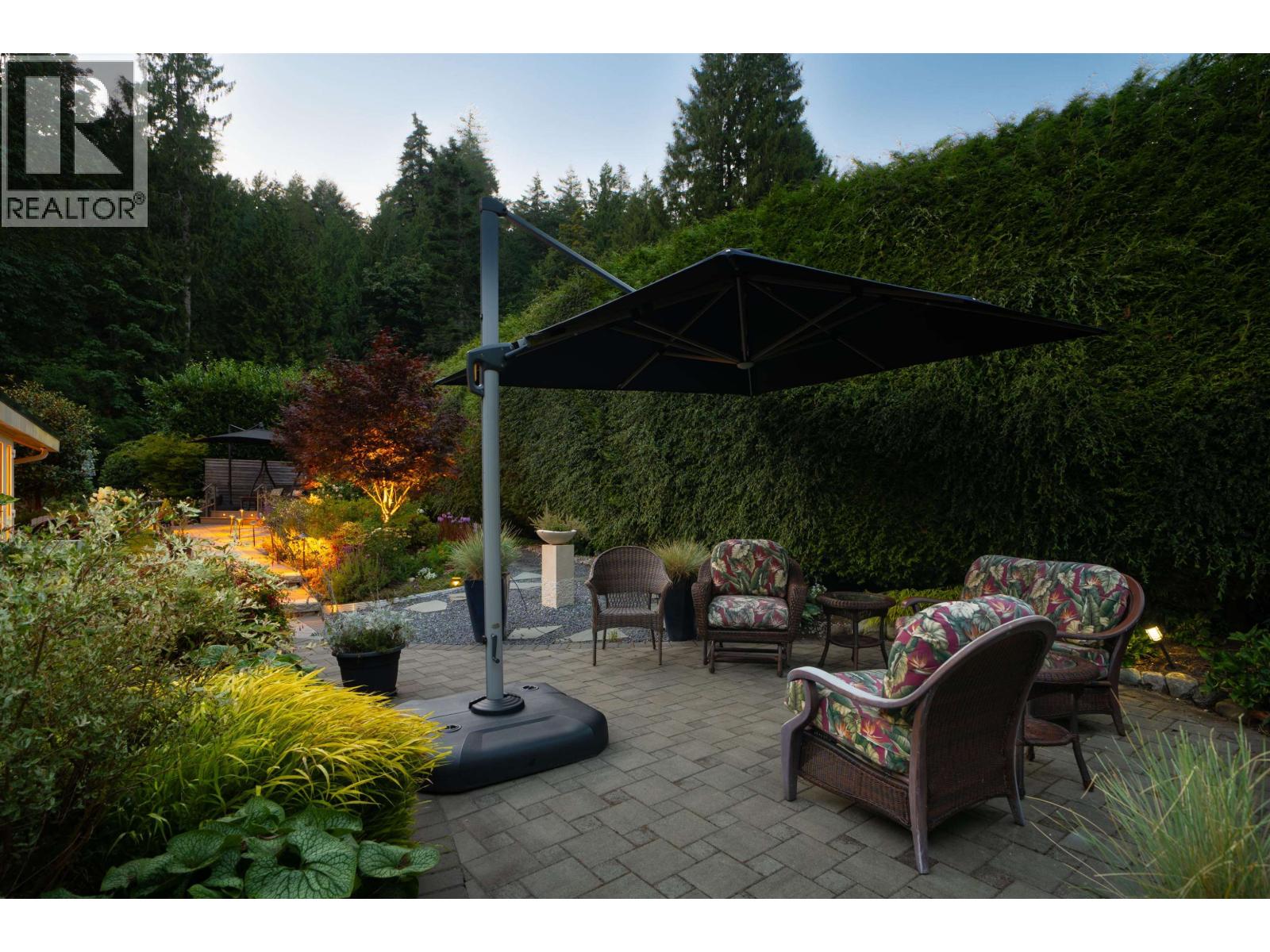 6955 ODLUM COURT, West Vancouver