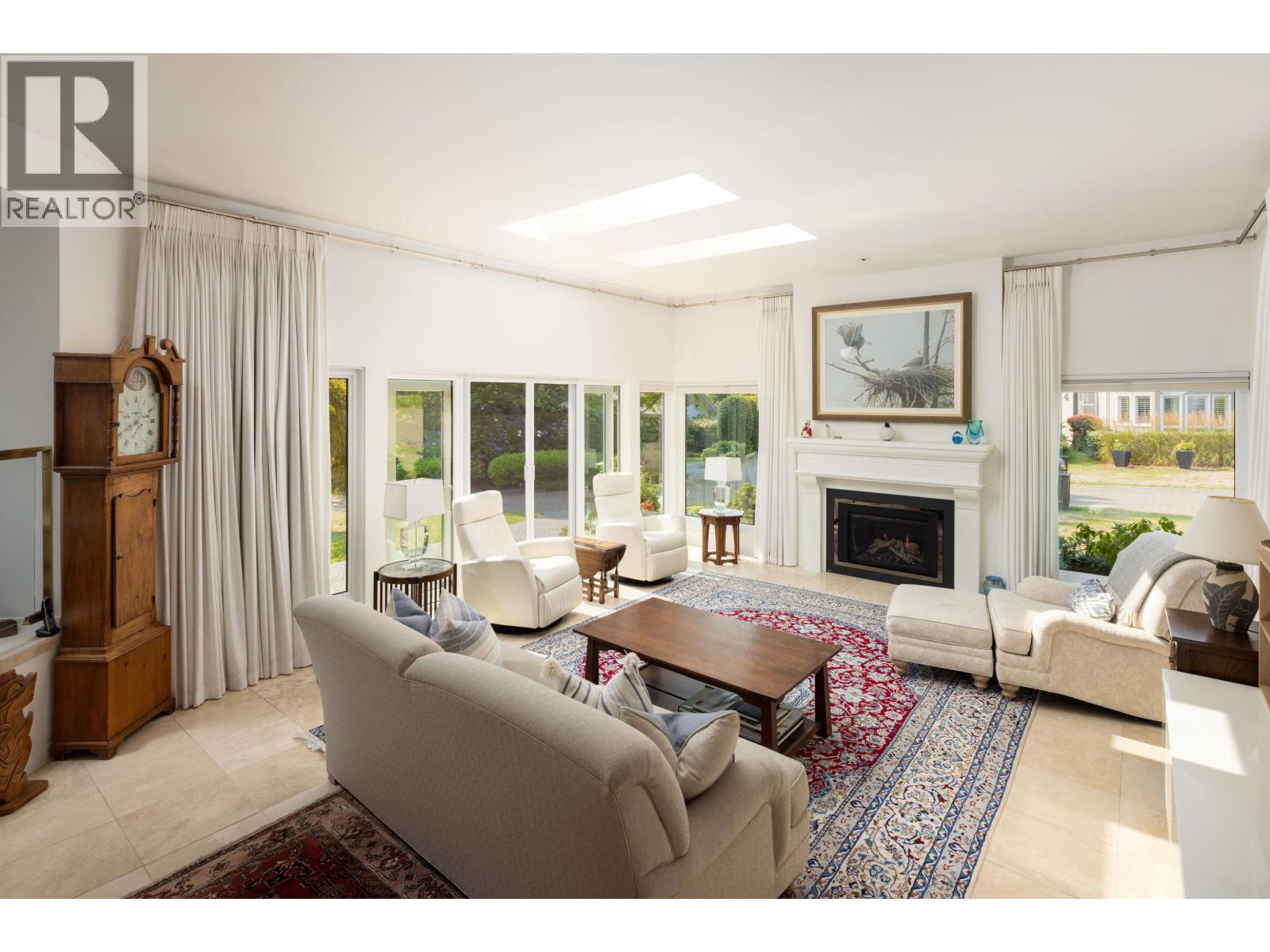 6955 ODLUM COURT, West Vancouver