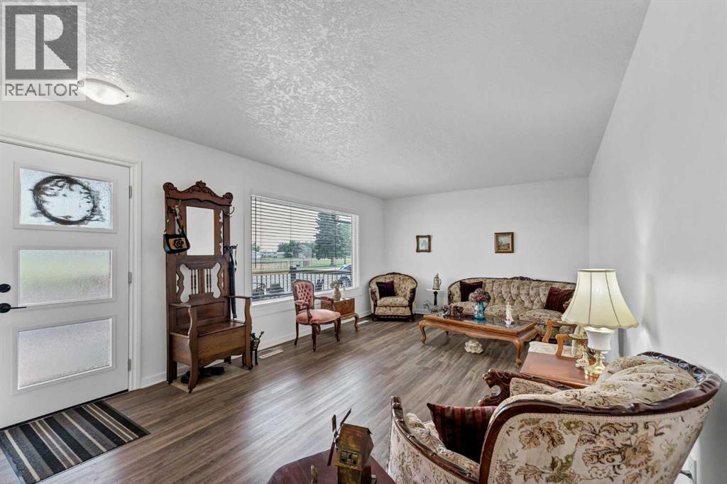 850 Hargrave Way NW - Image 4