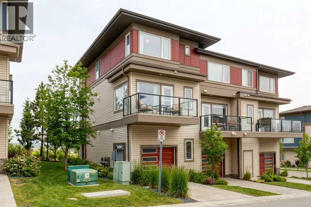 500, 501 River Heights Drive, Cochrane — photo 2