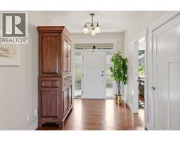 3861 Creekside Dr, Bowser, BC V0R1G0 Photo 17