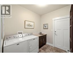 3861 Creekside Dr, Bowser, BC V0R1G0 Photo 31