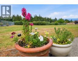 3861 Creekside Dr, Bowser, BC V0R1G0 Photo 35