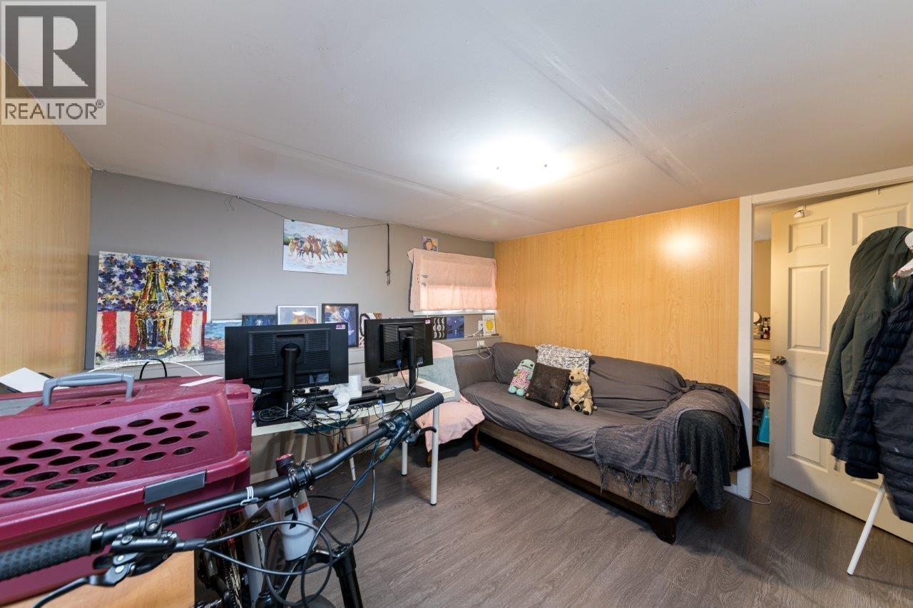 320 HOLMES STREET, New Westminster