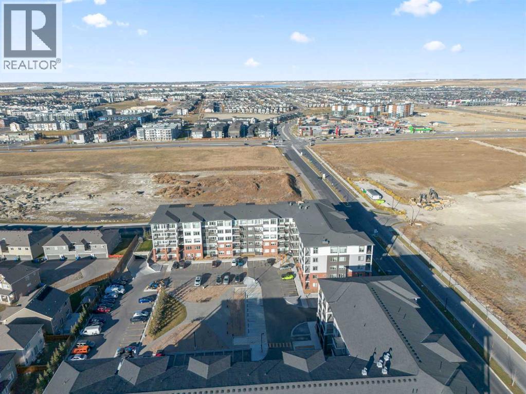 #2418 395 Skyview Parkway NE - 24