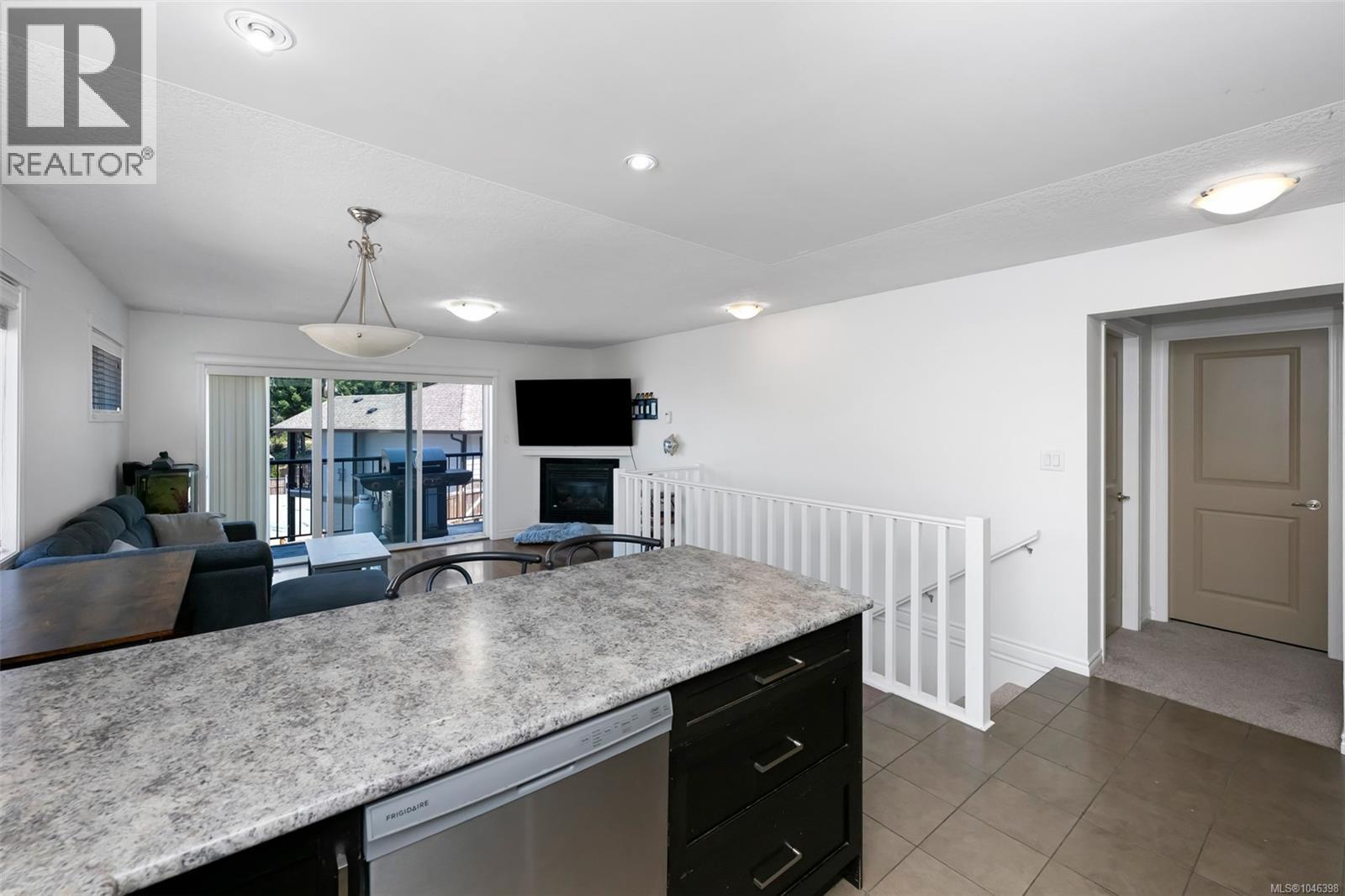 1065 Fitzgerald Rd - Image 6