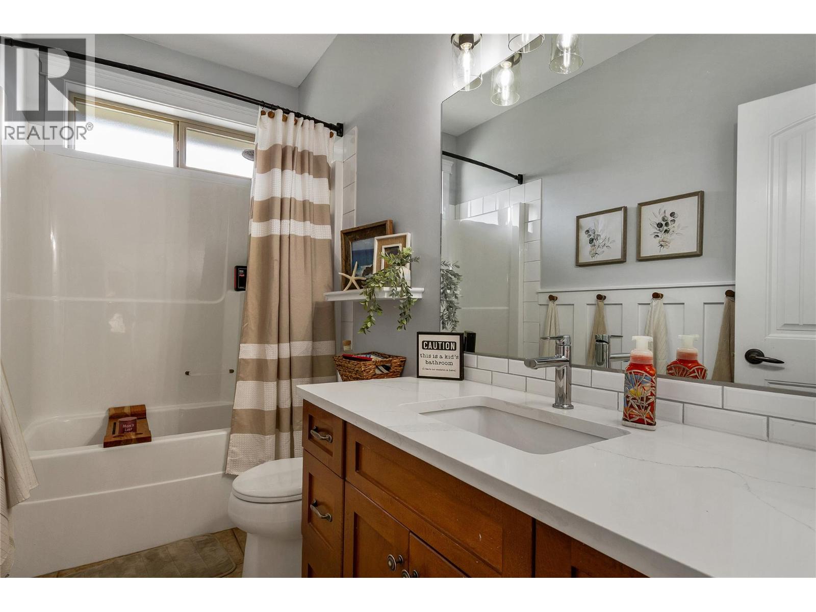 1449 Red Mountain Place - 33