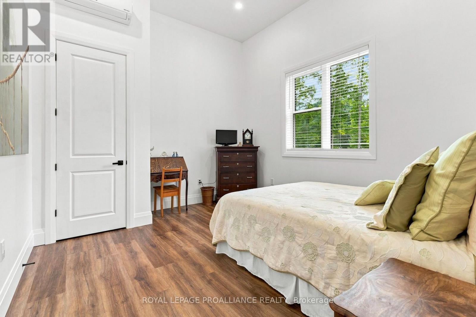 1313 LILY BAY DRIVE N - Image 25