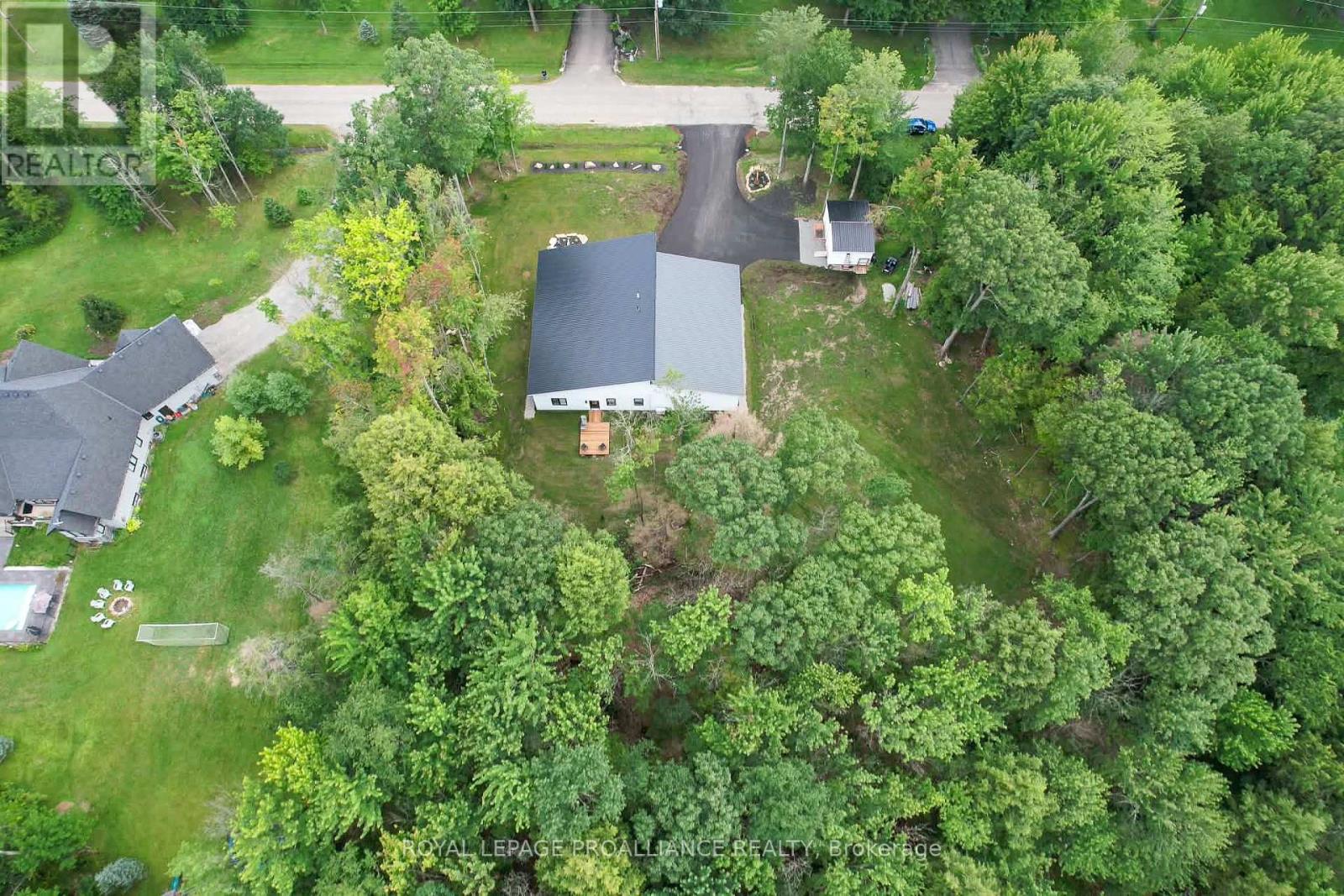 1313 LILY BAY DRIVE N - Image 41