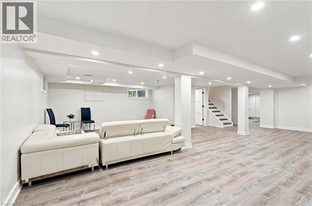 110 OLD ANCASTER Road - 34