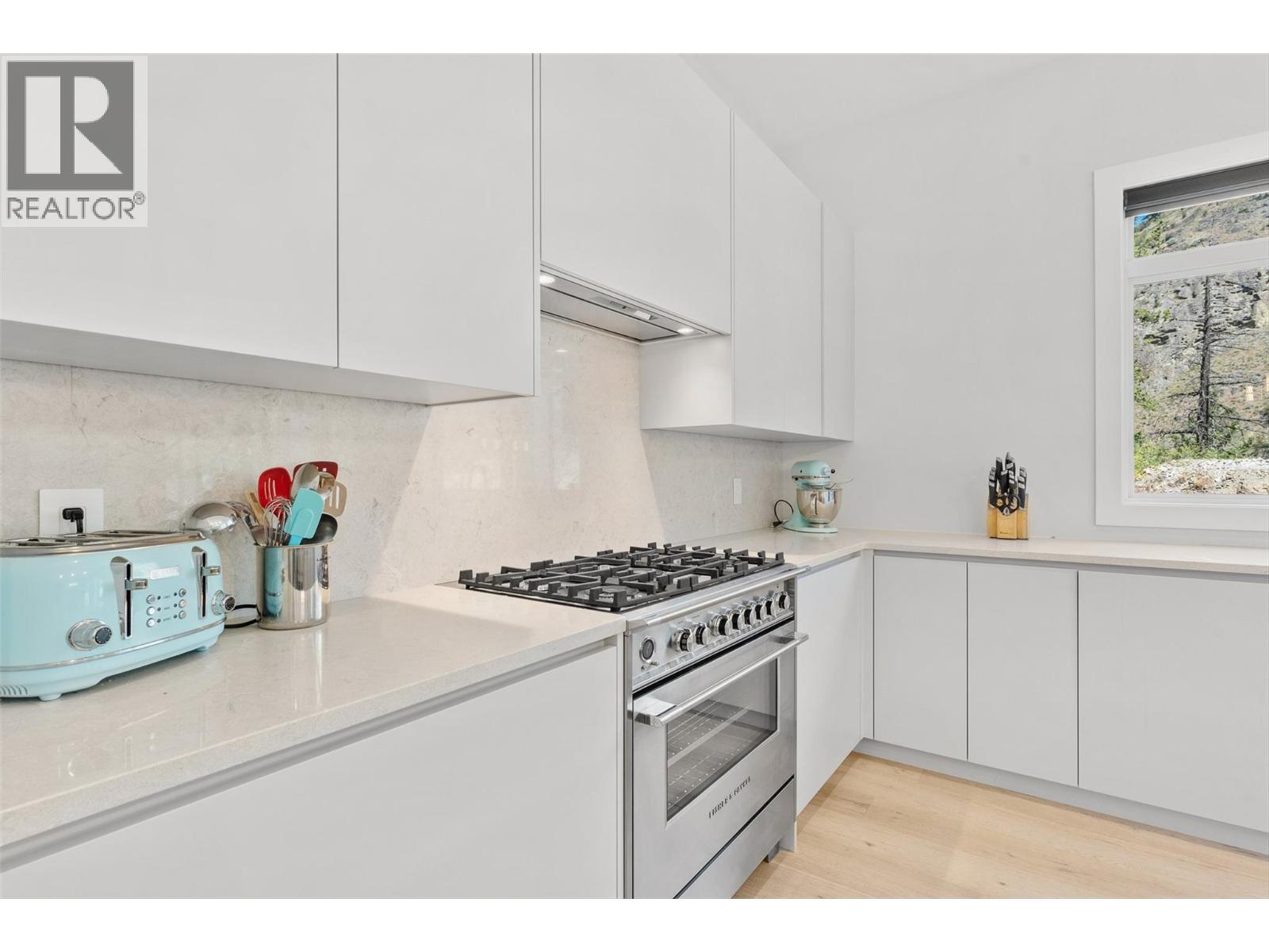 1556 Cabernet Way, West Kelowna