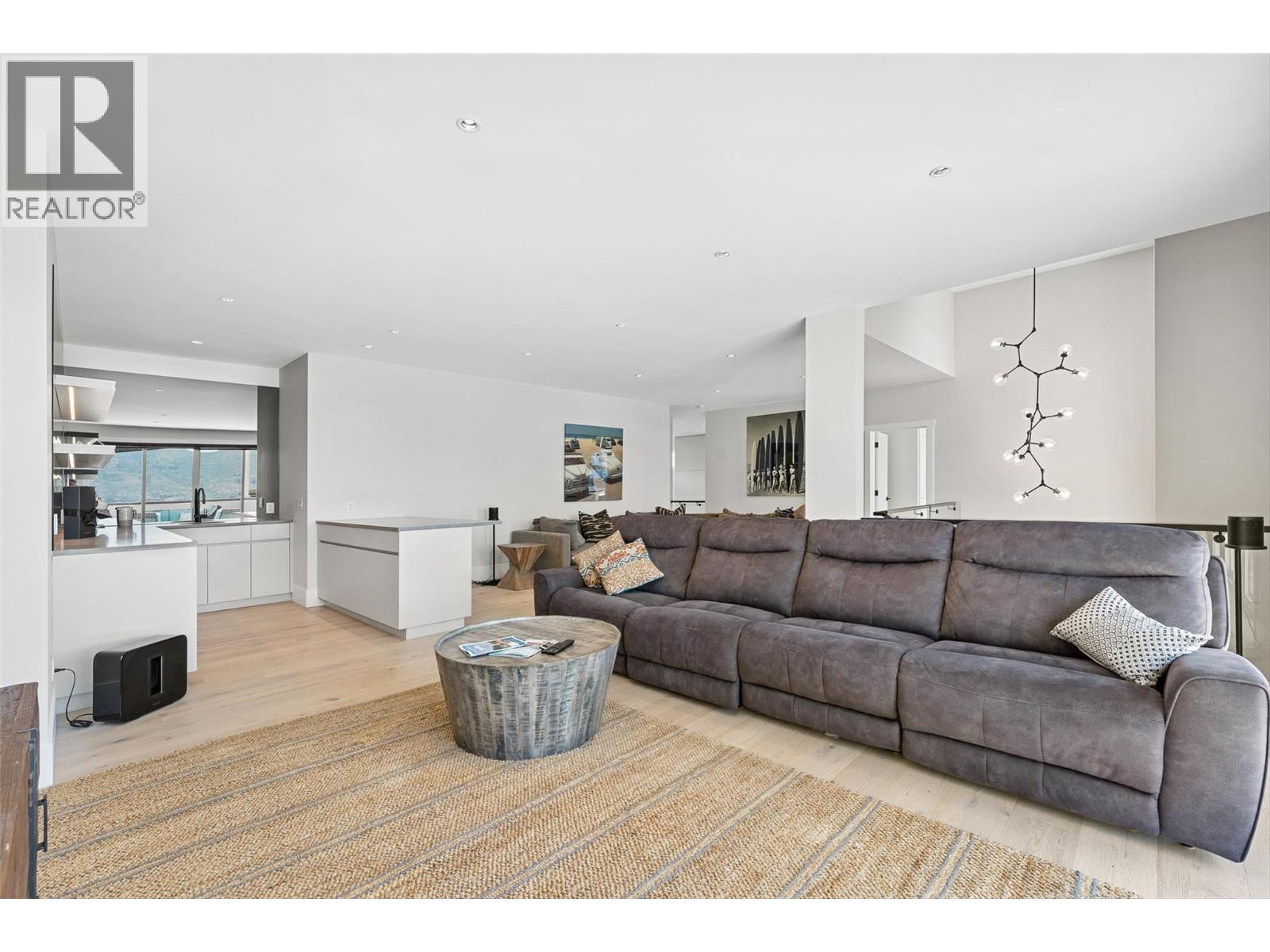 1556 Cabernet Way, West Kelowna