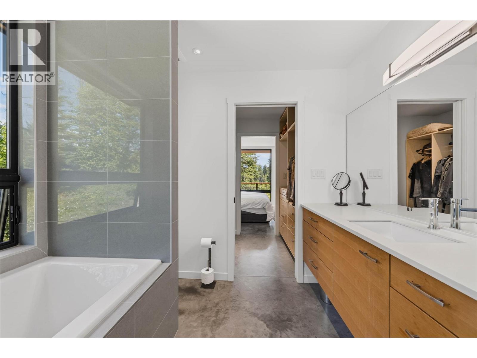 4135 Kays Road - 40