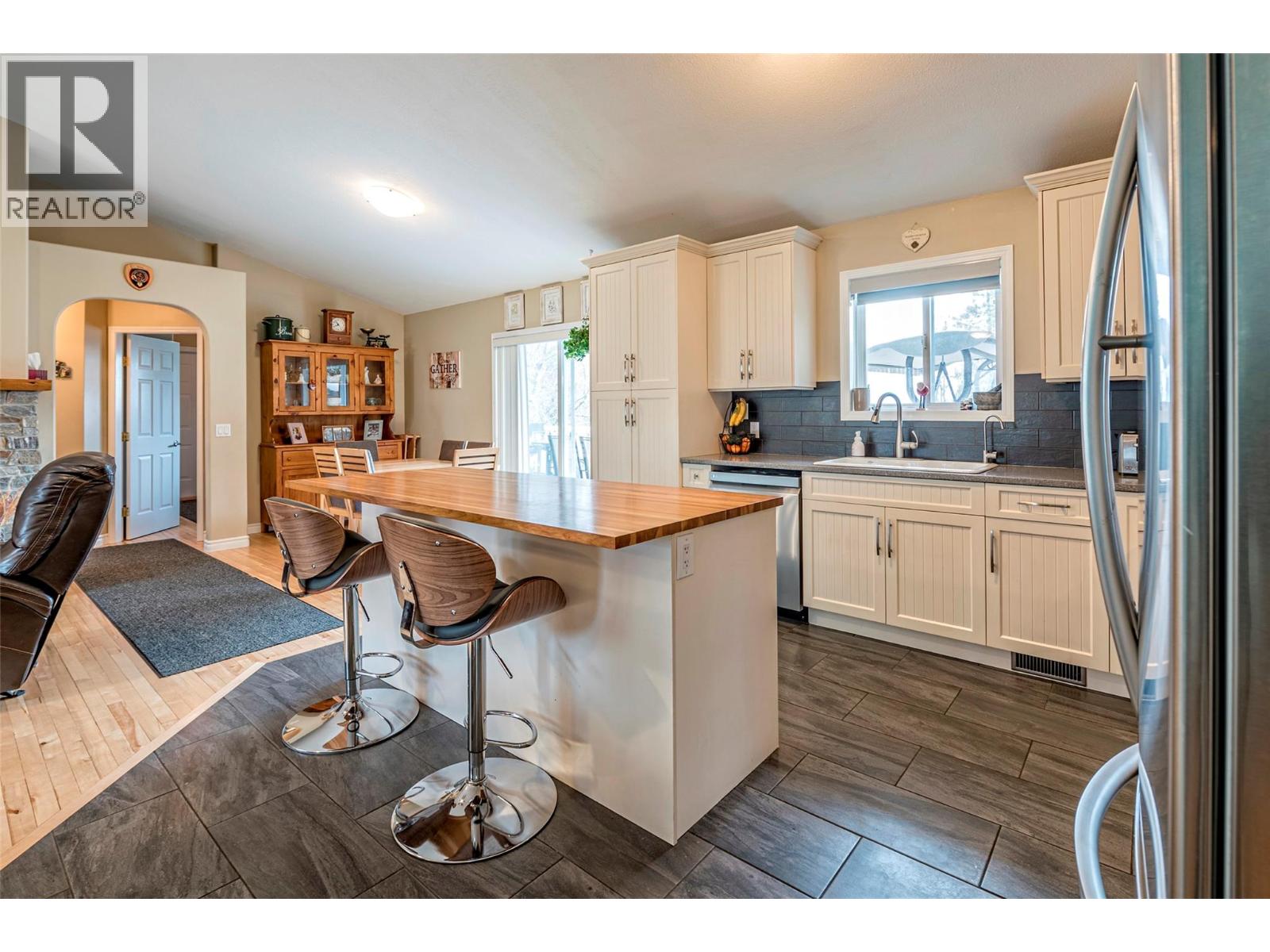 2735 Northview Place, Lake Country