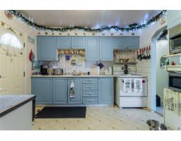 13897 100 Avenue, Surrey, BC V3T1J4 Photo 8