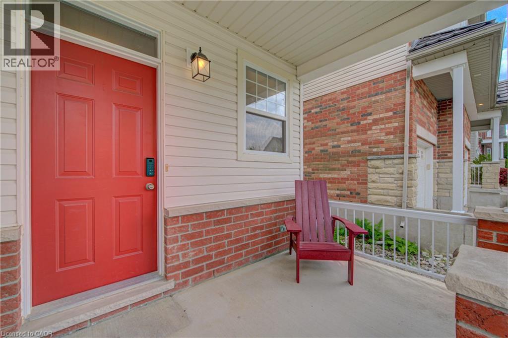 729 KEATS Way — photo 2
