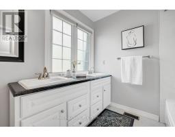 1950 Ludgate Crescent, Ottawa, ON K1J8L2 Photo 32