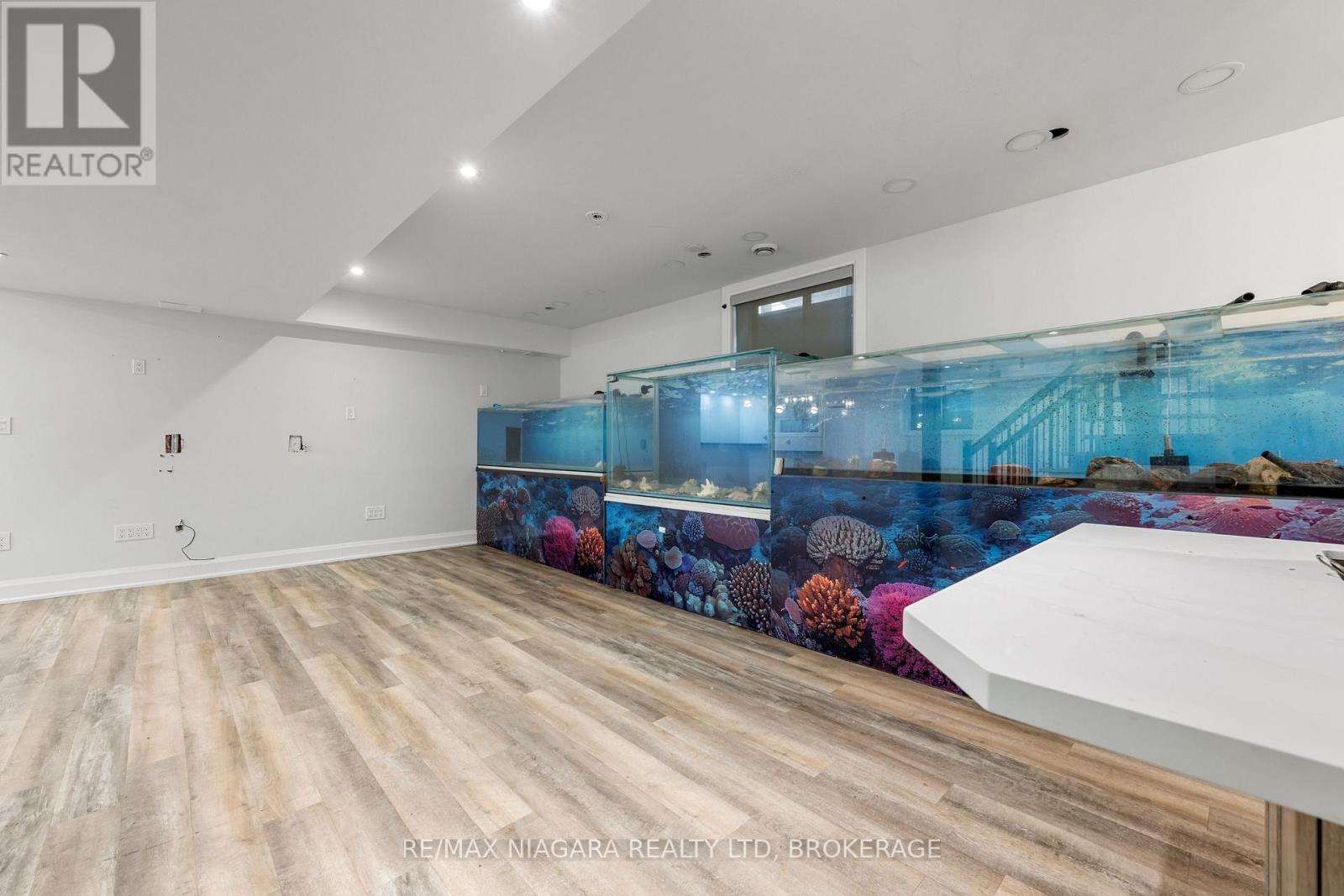 31 BERKSHIRE DRIVE - 28