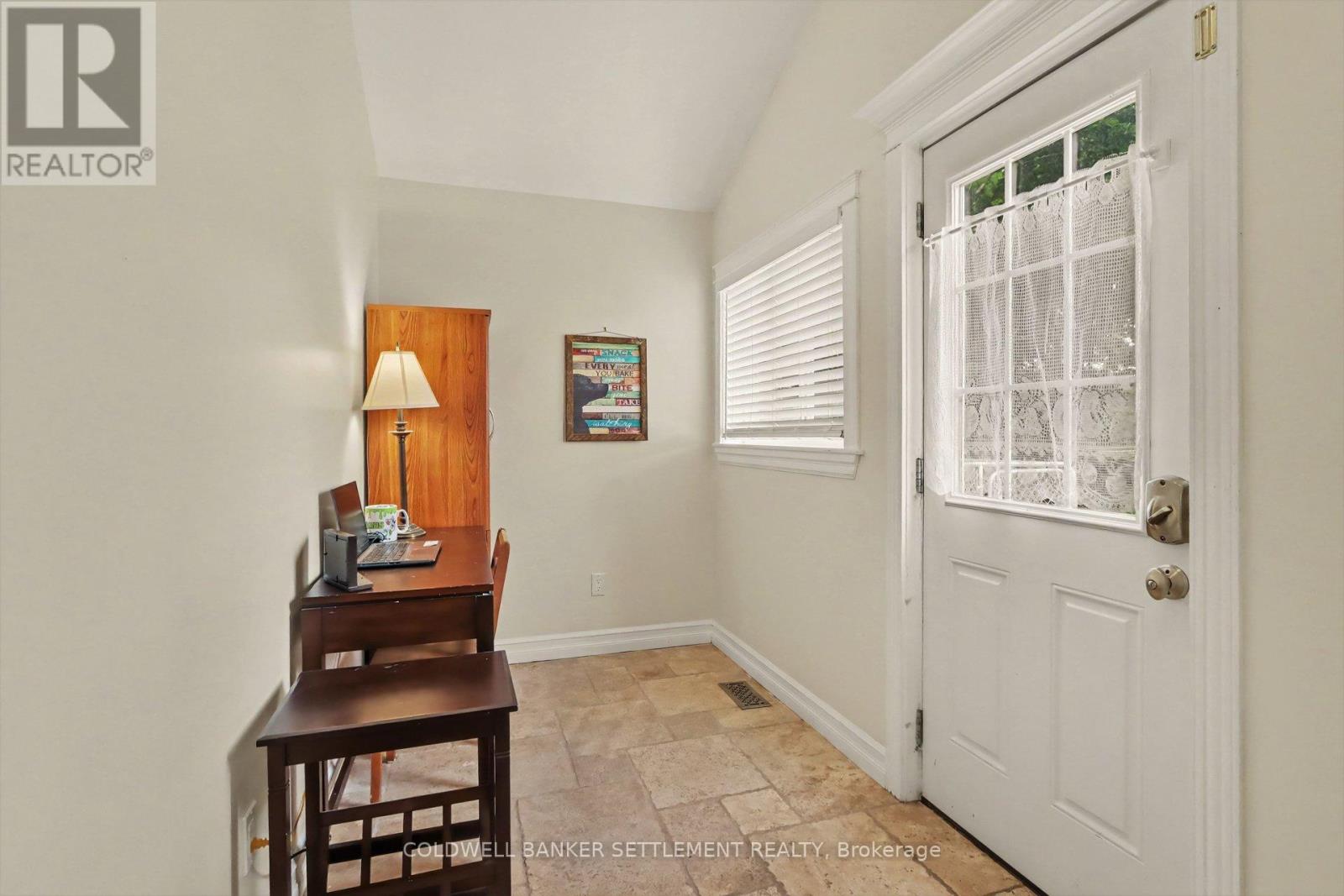 7 ALVIN STREET - 14