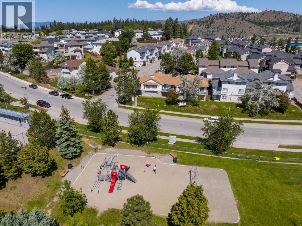 #25 1920 HUGH ALLAN Drive - 23