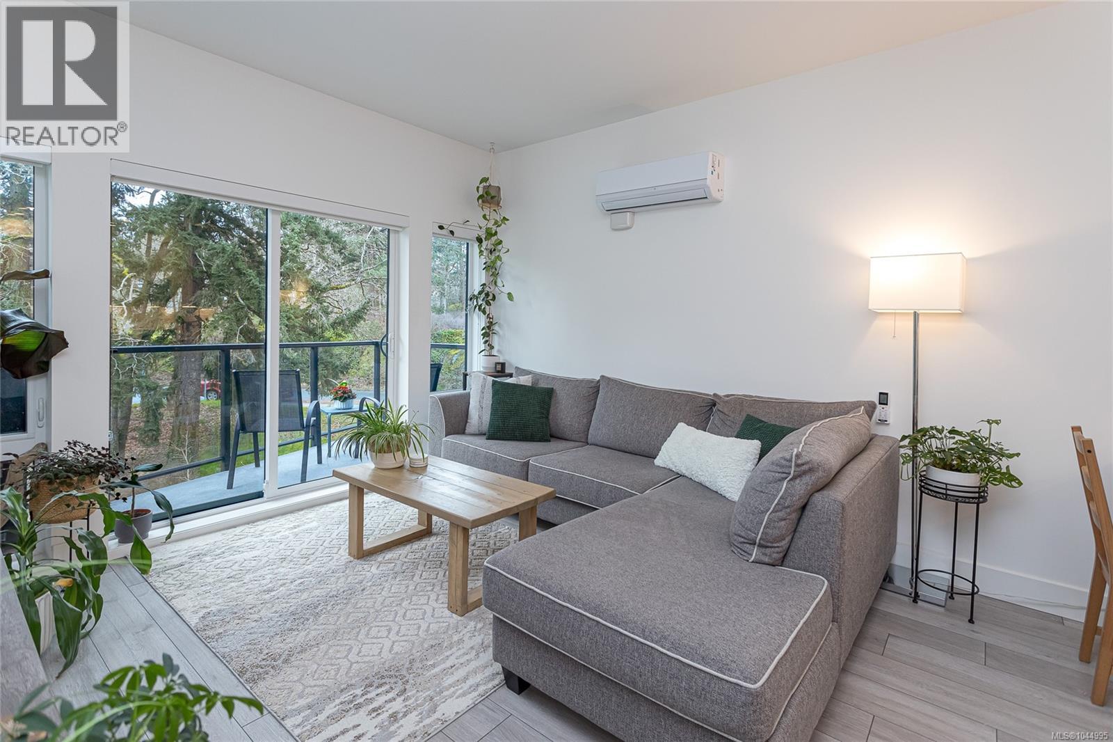 #312 991 McKenzie Ave - Image 8
