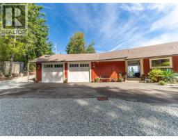 Den - 8485 Lisa Lane, Lantzville, BC V0R2H0 Photo 13