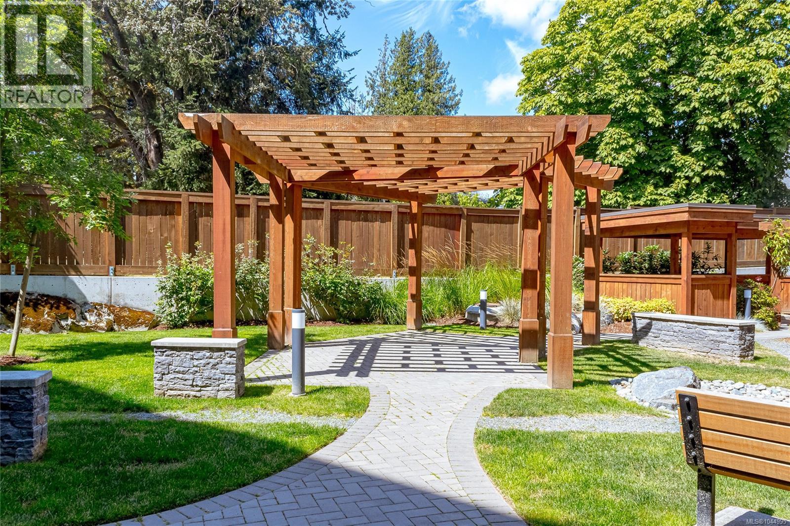 #312 991 McKenzie Ave - Image 34