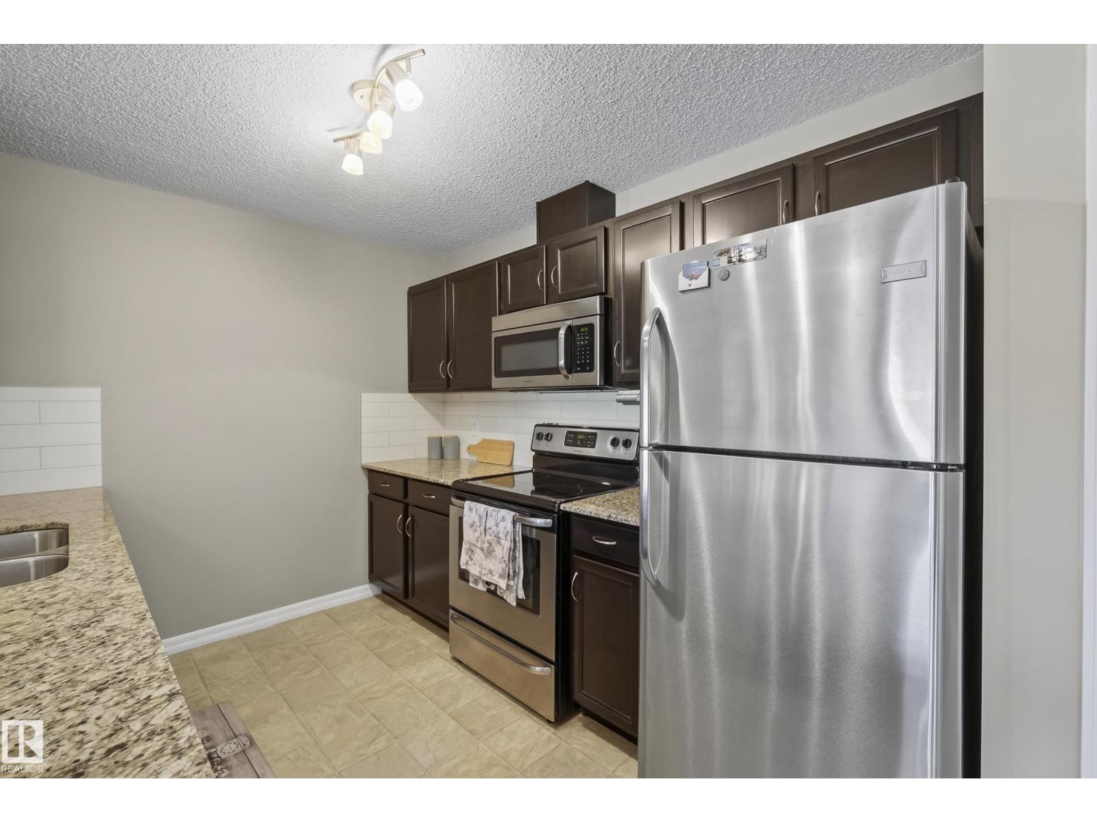 #108 271 CHARLOTTE WY - 7