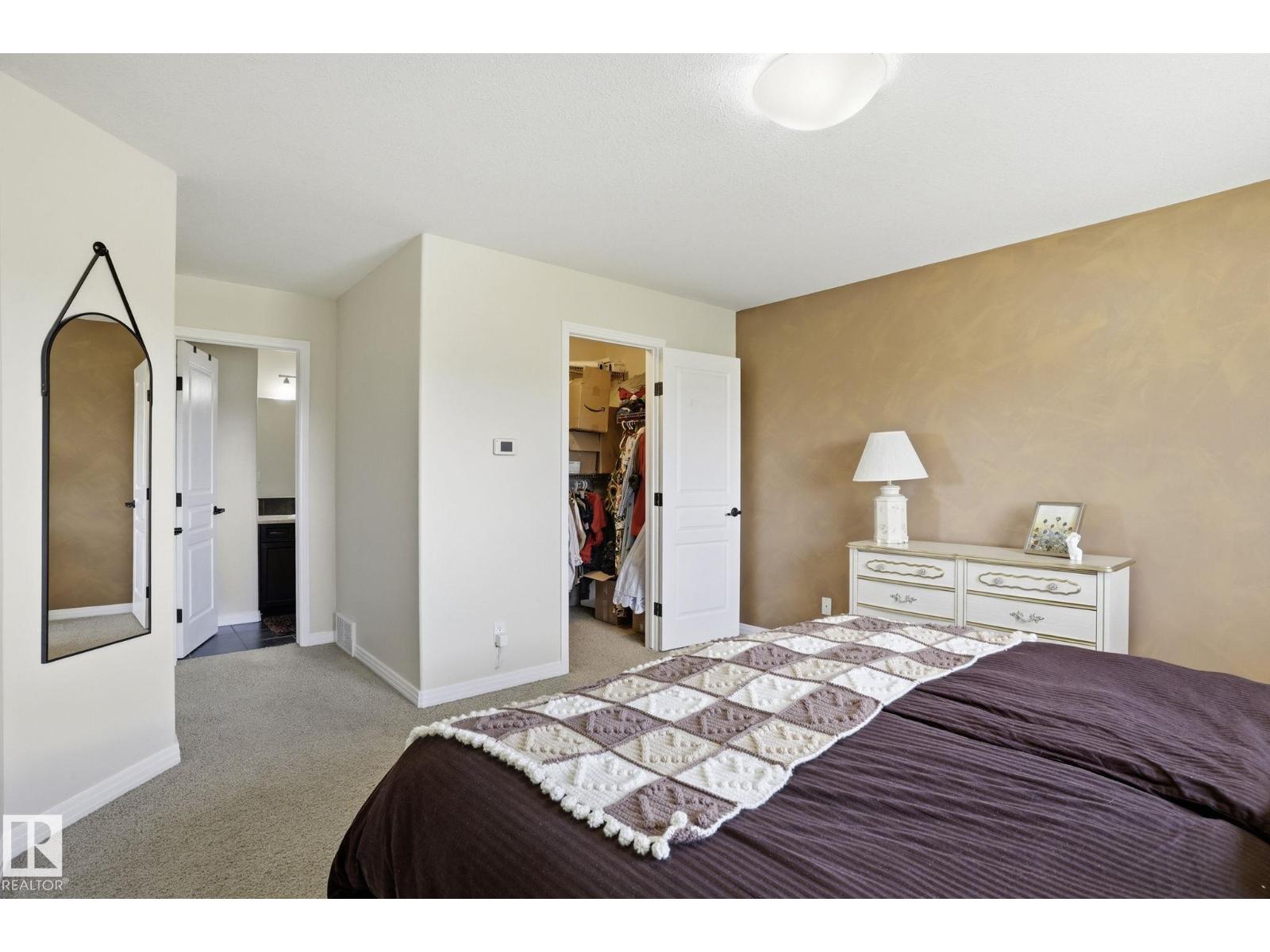 10 Rockwell CL - 22