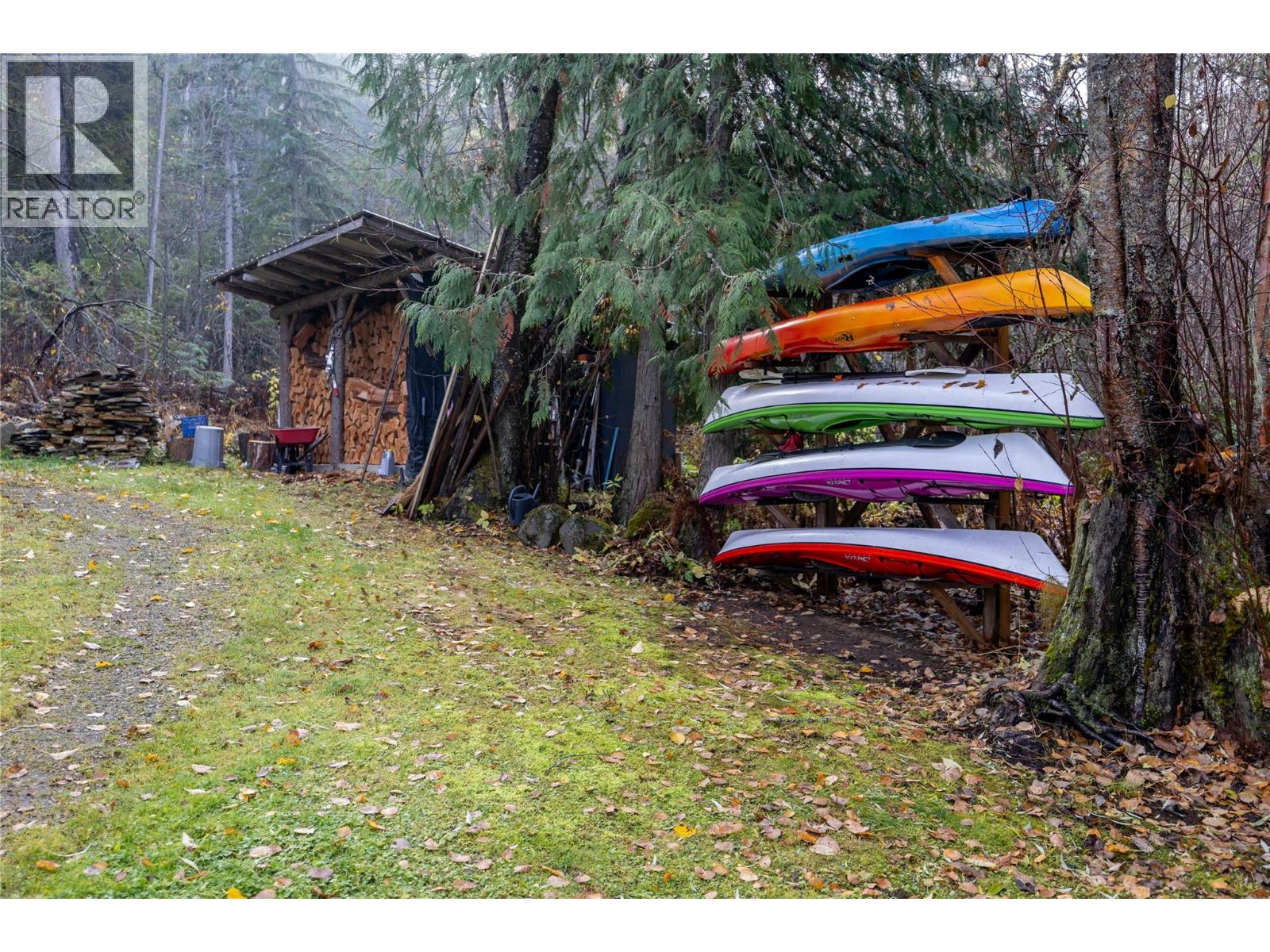 3697 Blewett Road - 8
