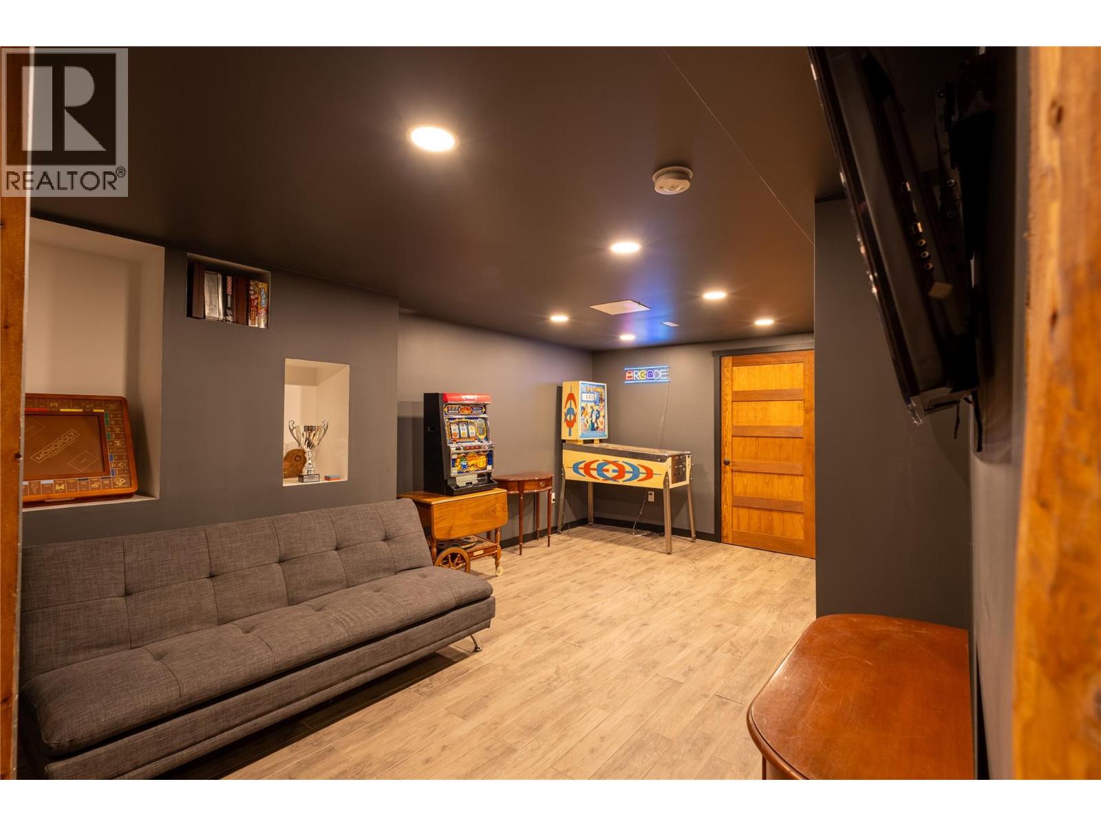 3697 Blewett Road - 54